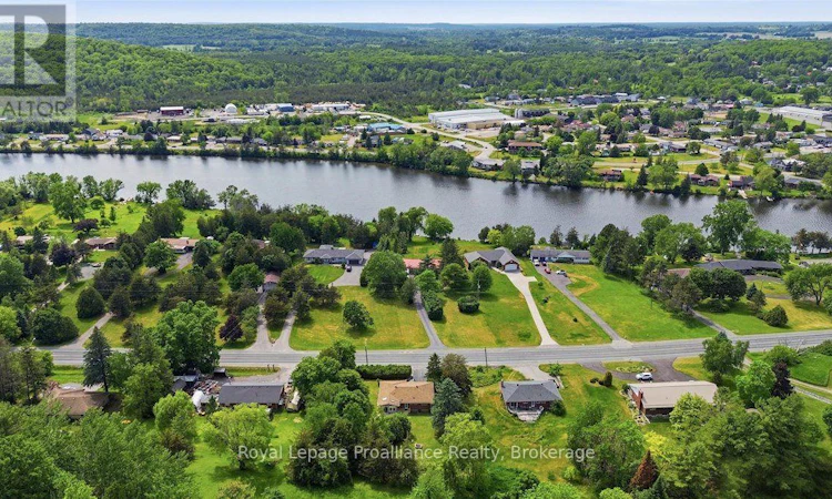 68 Riverside Parkway