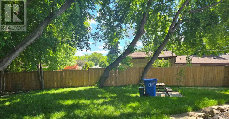 MAIN-69 Marlin Court, Newmarket, ON, L3Y 2W7 - 4