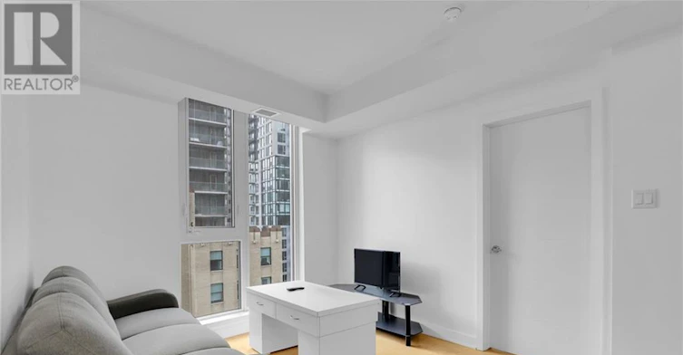 710-179 Metcalfe Street, Ottawa, ON, K2P 1P7 - 9