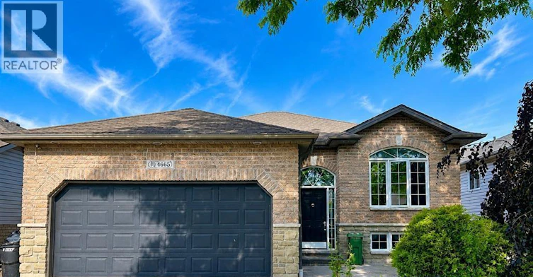 4665 Fontana Avenue, Windsor, ON, N9G 3E1