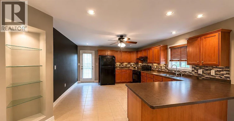 4665 Fontana Avenue, Windsor, ON, N9G 3E1 - 4