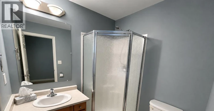 4665 Fontana Avenue, Windsor, ON, N9G 3E1 - 6