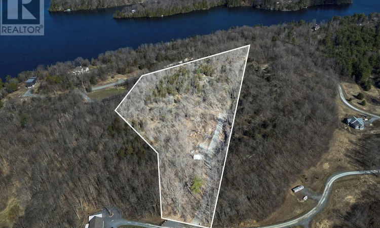 6 Cranberry Cove Lane