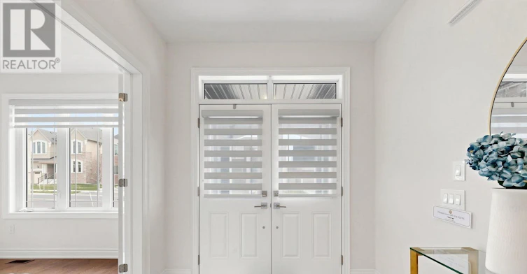 79 Silk Twist Drive, East Gwillimbury, ON, L9N 0W4 - 2
