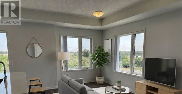 269-150 Honeycrisp Crescent, Vaughan, ON, L4K 0N7 - 11