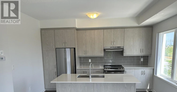 269-150 Honeycrisp Crescent, Vaughan, ON, L4K 0N7 - 3