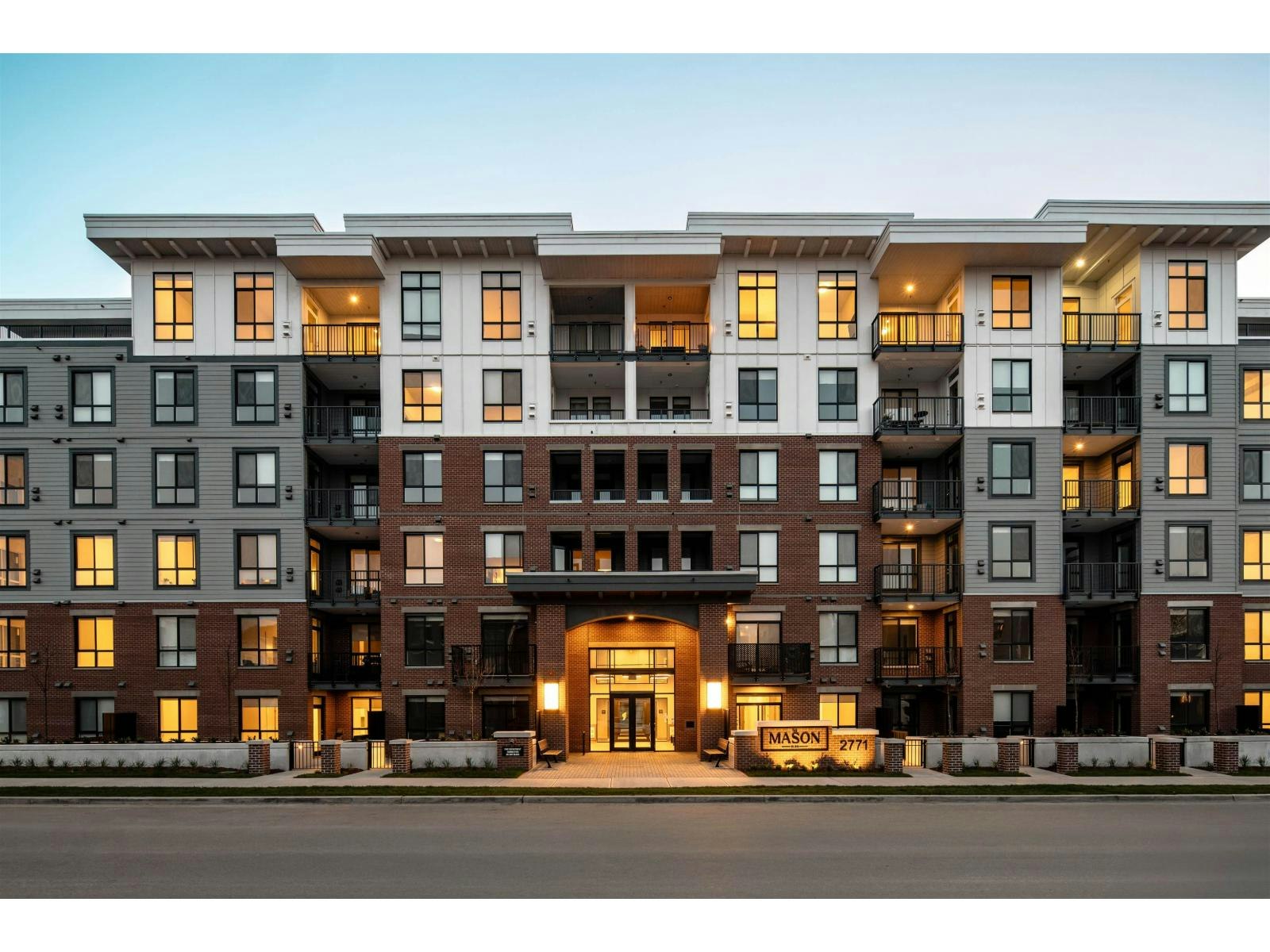 112-2771 Montrose Avenue, Abbotsford, BC, V2S 0R2