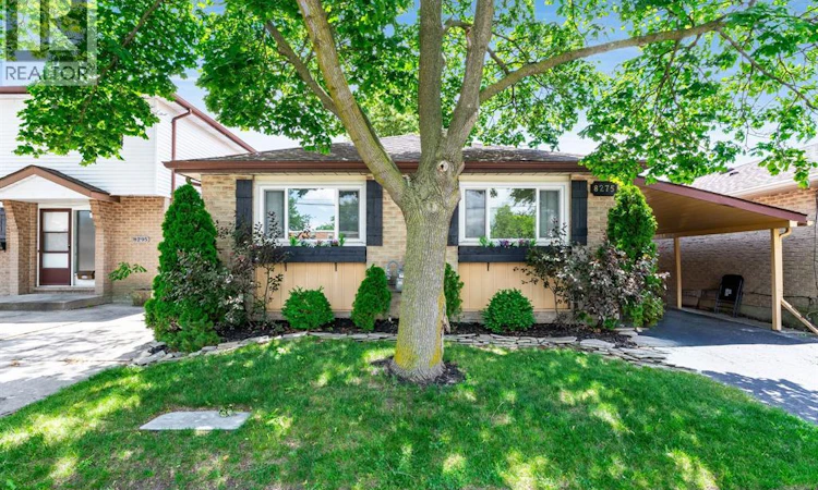 8275 Little River