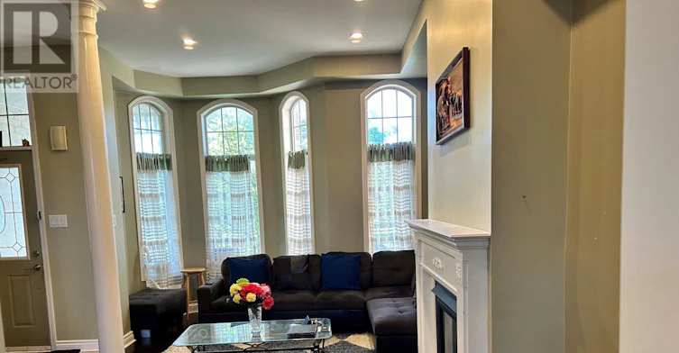 83 Cornell Park Avenue, Markham, ON, L6B 1B6 - 2