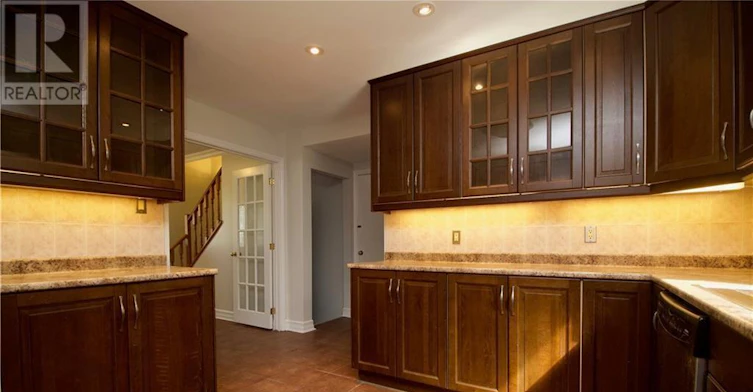 58 Aero Drive, Ottawa, ON, K2H 5E4 - 9
