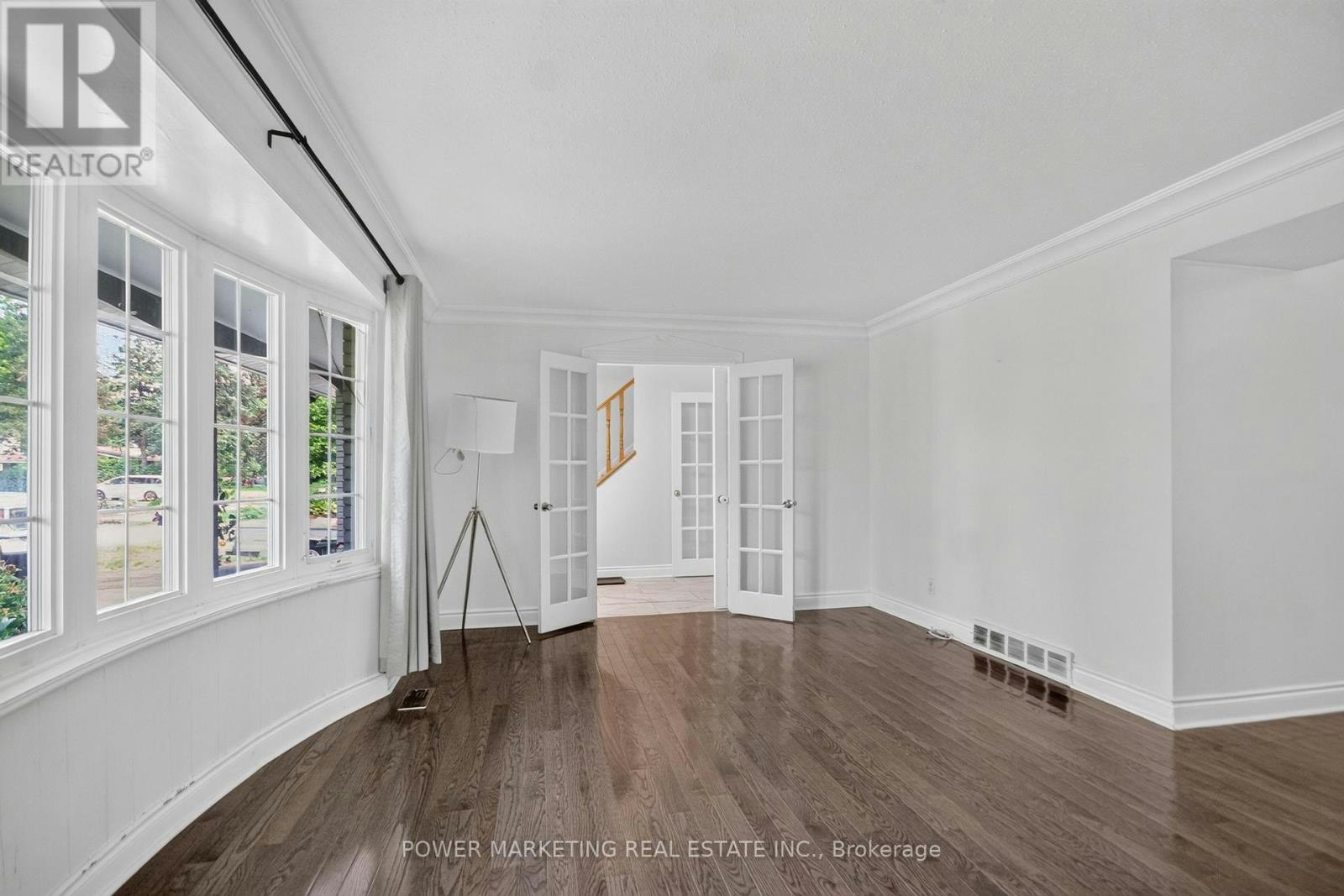 58 Aero Drive, Ottawa, ON, K2H 5E4 - 10