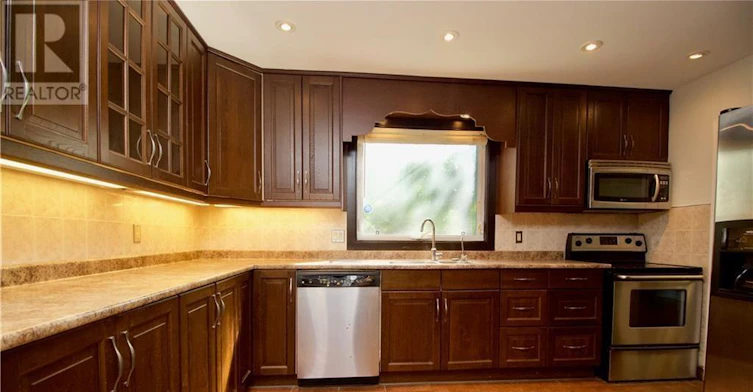 58 Aero Drive, Ottawa, ON, K2H 5E4 - 7