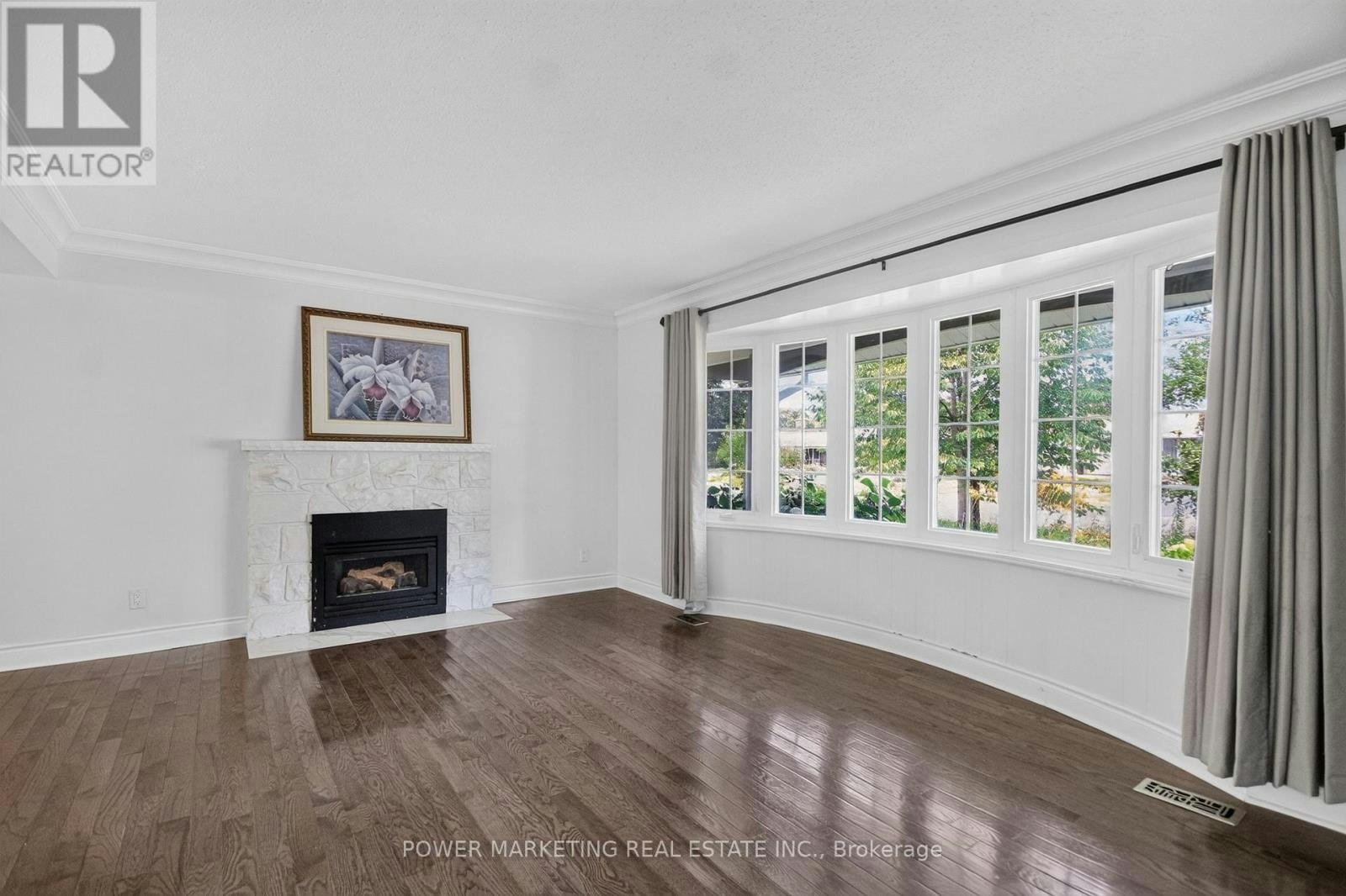 58 Aero Drive, Ottawa, ON, K2H 5E4 - 6