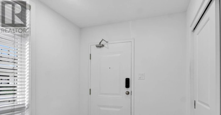 58 Aero Drive, Ottawa, ON, K2H 5E4 - 3