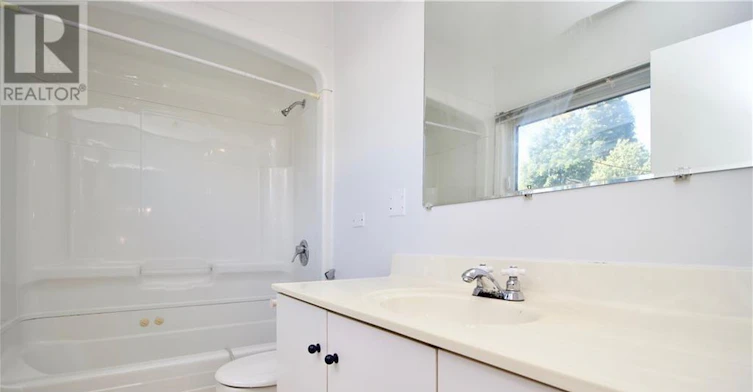 58 Aero Drive, Ottawa, ON, K2H 5E4 - 11
