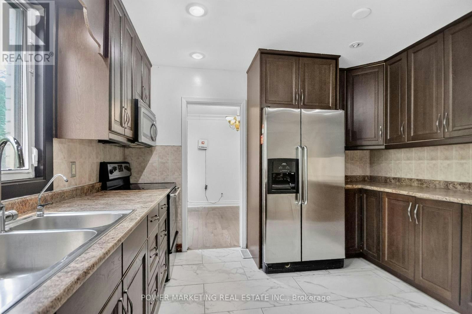 58 Aero Drive, Ottawa, ON, K2H 5E4 - 18