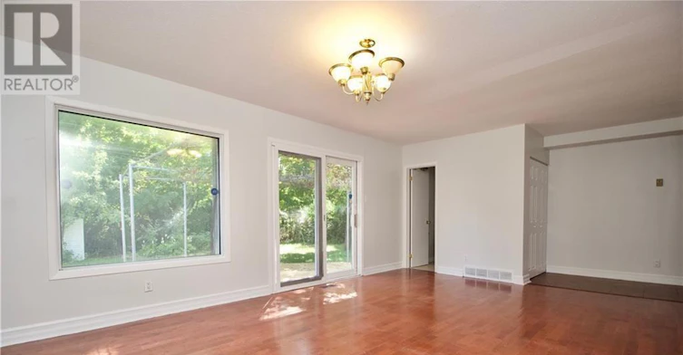 58 Aero Drive, Ottawa, ON, K2H 5E4 - 10