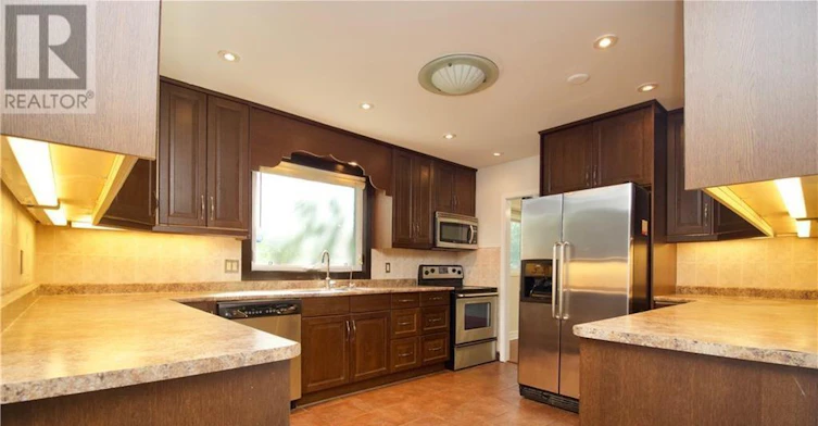 58 Aero Drive, Ottawa, ON, K2H 5E4 - 6