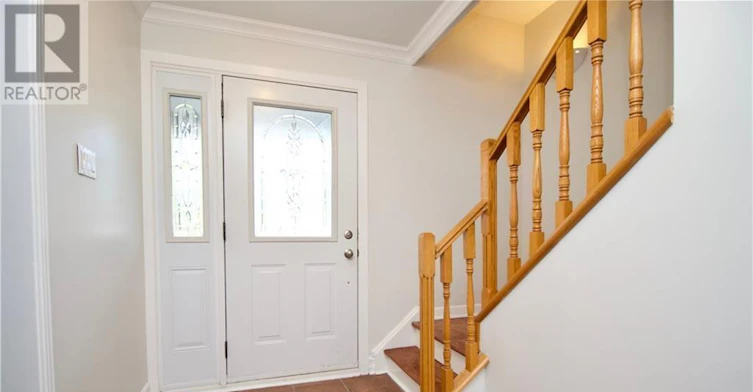 58 Aero Drive, Ottawa, ON, K2H 5E4 - 3