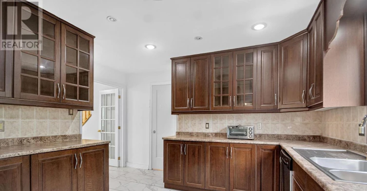 58 Aero Drive, Ottawa, ON, K2H 5E4 - 14