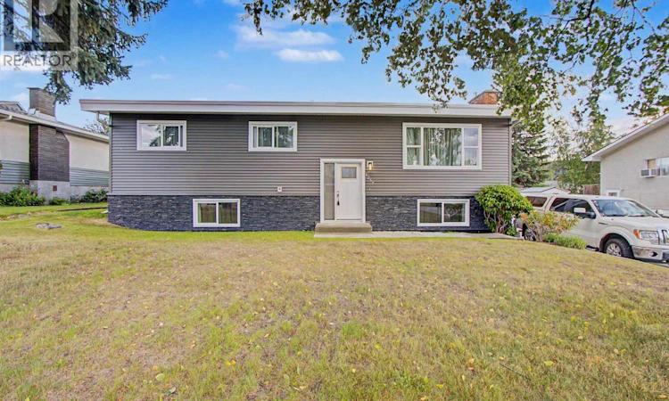 1257 Aleza Crescent