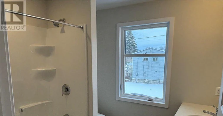 13 Second Street, Monkland, ON, K0A 1R0 - 16