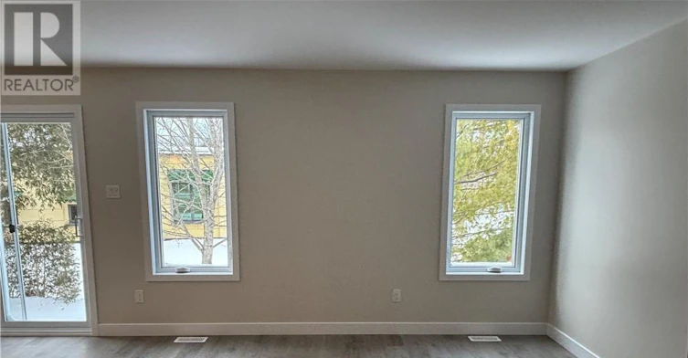 13 Second Street, Monkland, ON, K0A 1R0 - 9