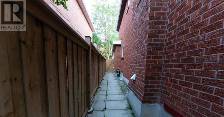 BASEMENT-12 Pearl Gate Court, Richmond Hill, ON, L4B 2P9 - 24