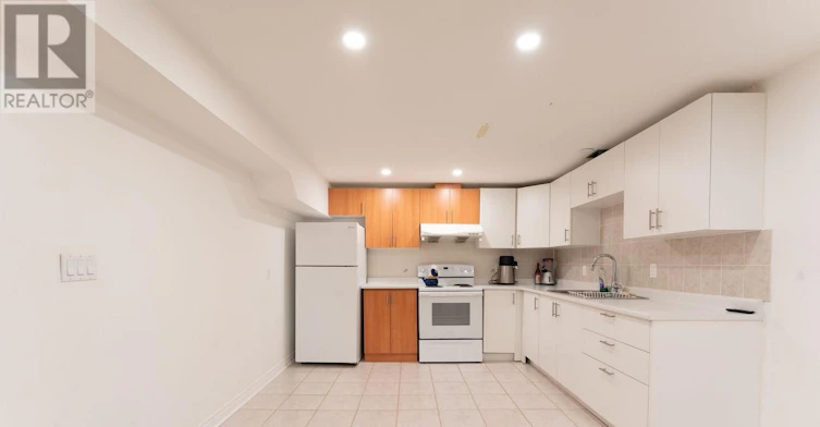 BASEMENT-12 Pearl Gate Court, Richmond Hill, ON, L4B 2P9 - 3