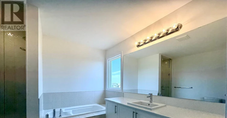 20 Royal Oak Crescent, Loyalist, ON, K0H 1G0 - 29