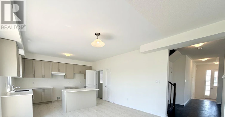 20 Royal Oak Crescent, Loyalist, ON, K0H 1G0 - 11
