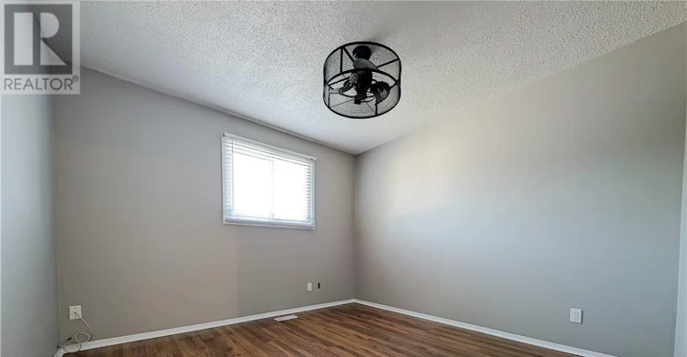 A-164 Windsor Street, Welland, ON, L3C 6T6 - 14