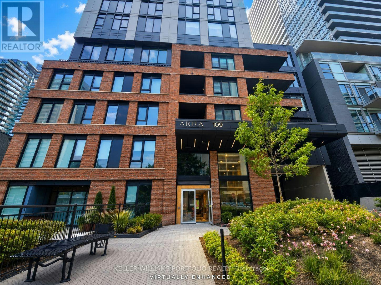 1106-109 Erskine Avenue, Toronto, ON, M4P 0G8