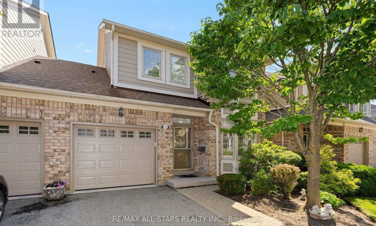 113 Louisbourg Way