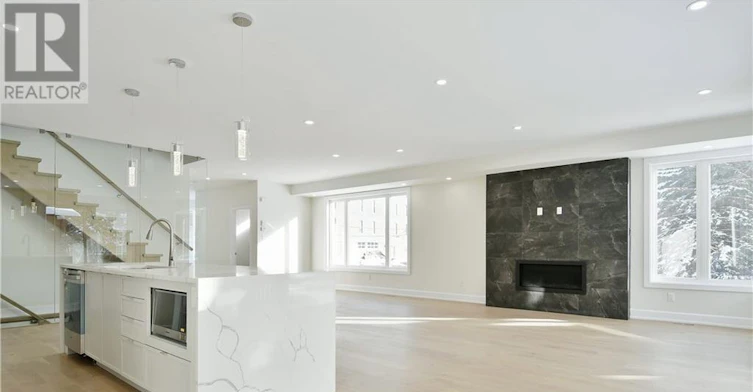 484 Woodland Avenue, Ottawa, ON, K2B 7C1 - 7