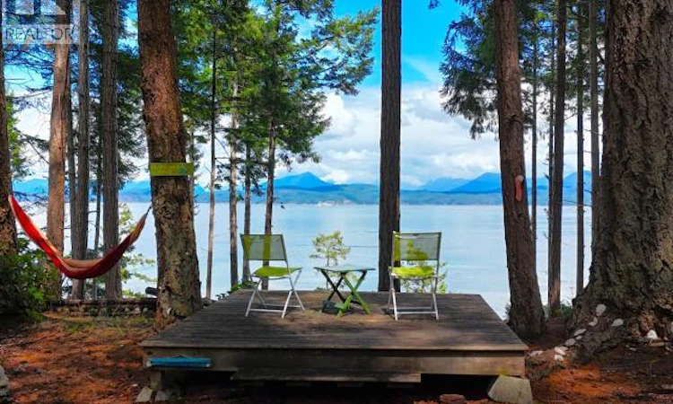 1330 Savary Island Rd