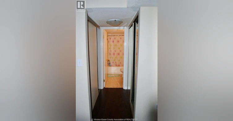 410-3000 Sandwich Street, Windsor, ON, N9C 4G3 - 9