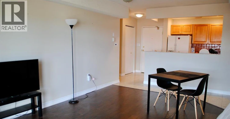 410-3000 Sandwich Street, Windsor, ON, N9C 4G3 - 3