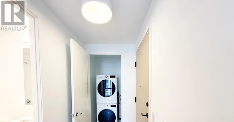 425-10 Oak Street, Toronto, ON, M5A 0Z1 - 9