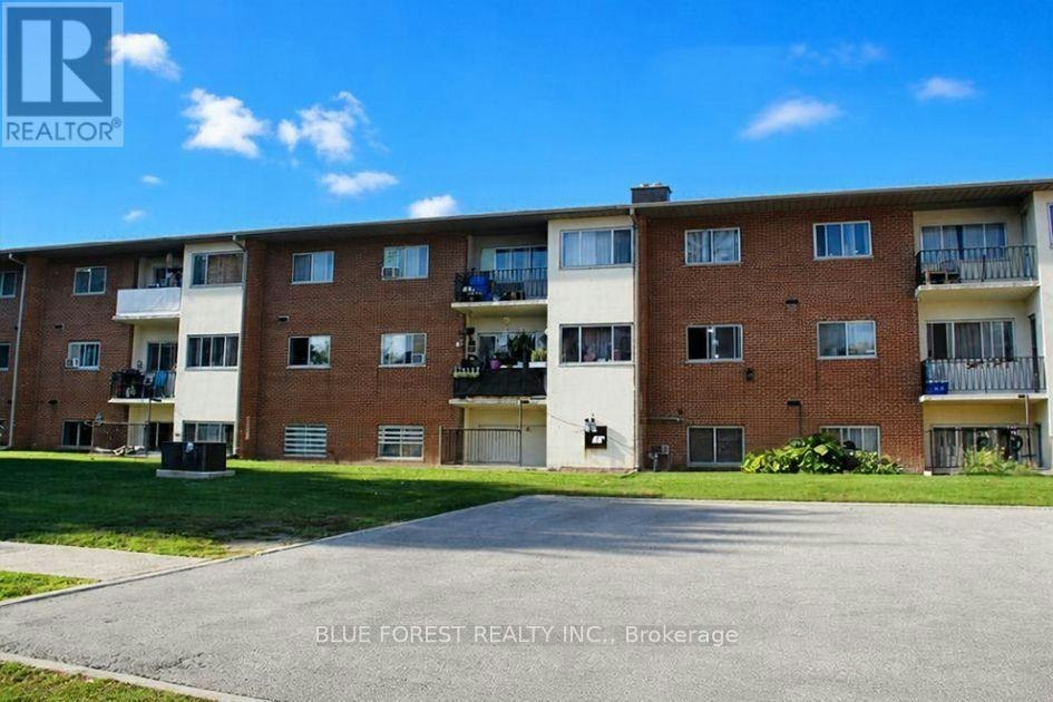204-1170 Hamilton Road, London, ON, N5W 1A9
