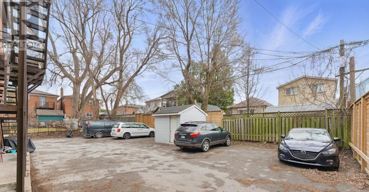 LOWER-9 Bracebridge Avenue, Toronto, ON, M4C 2X6 - 13