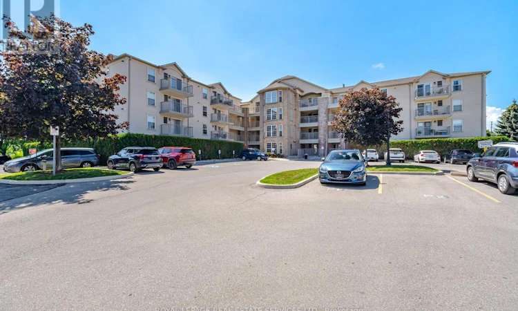 209-1490 Bishops Gate