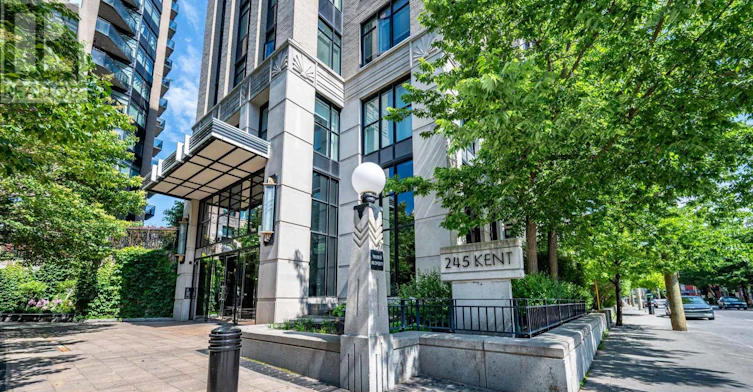 909-245 Kent Street, Ottawa, ON, K2P 0A5