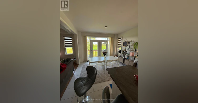 128 Bloomfield Crescent E, Cambridge, ON, N1T 0G5 - 2