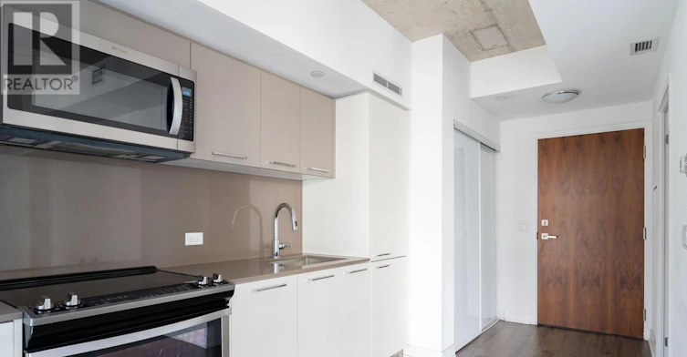1102-15 Baseball Place, Toronto, ON, M4M 0E6 - 4