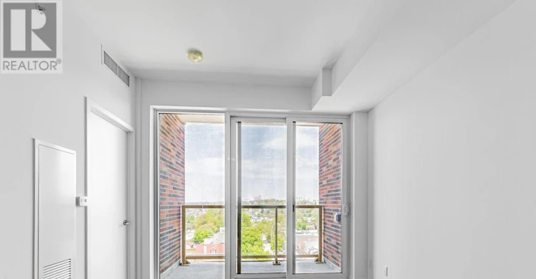 815-1787 St Clair Avenue W, Toronto, ON, M6N 0B7 - 9