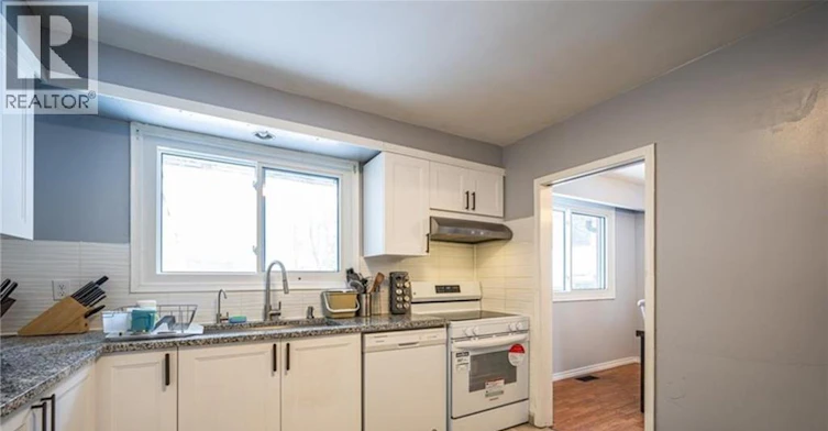 Front-87 Lorraine Avenue, Kitchener, ON, N2B 2N1 - 9