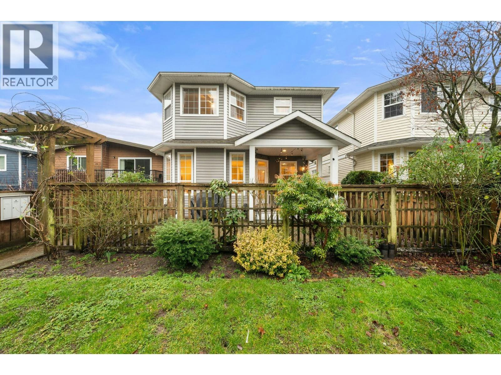 1263 W 16th Street, North Vancouver, BC, V7P 1R5