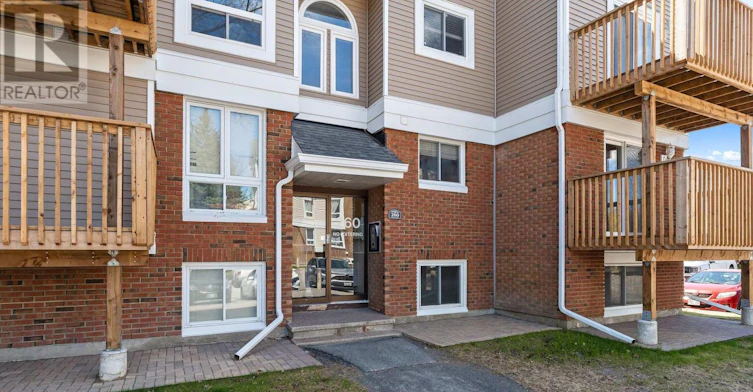 4-260 Fenerty Court, Ottawa, ON, K2L 3A7 - 3