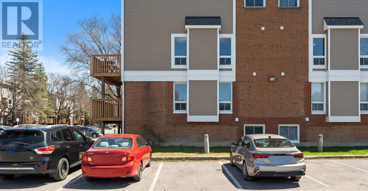 4-260 Fenerty Court, Ottawa, ON, K2L 3A7 - 5